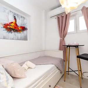 https://luxury-rooms-erceg.hotelinzadar.com