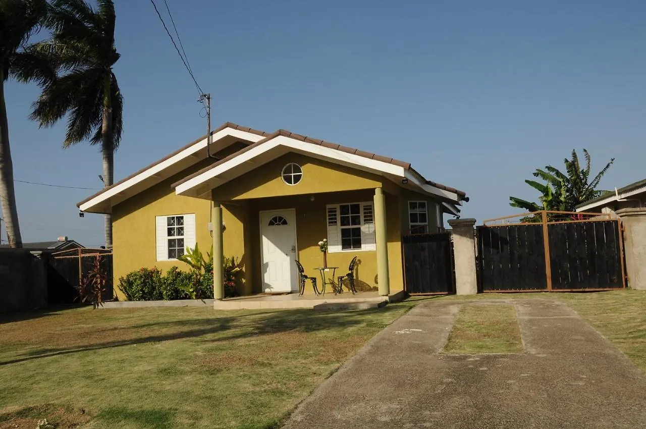 Ocho Rios - Drax Hall Country Club 2-Bed Luxury Villa