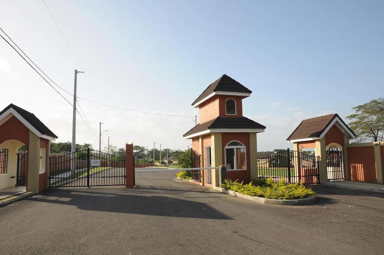 Feriehus Ocho Rios - Drax Hall Country Club 2-Bed Luxury Villa